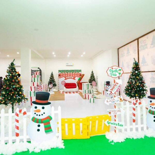 Oyarifa Mall Christmas Setup